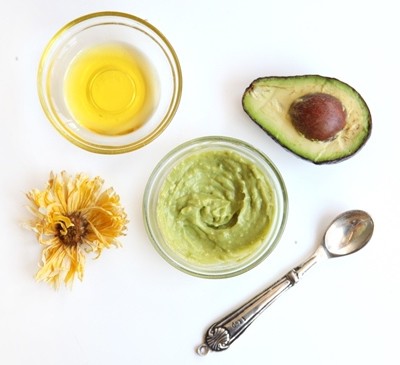 avocado olive oil mask natural frizzy hair remedies – Curling Diva