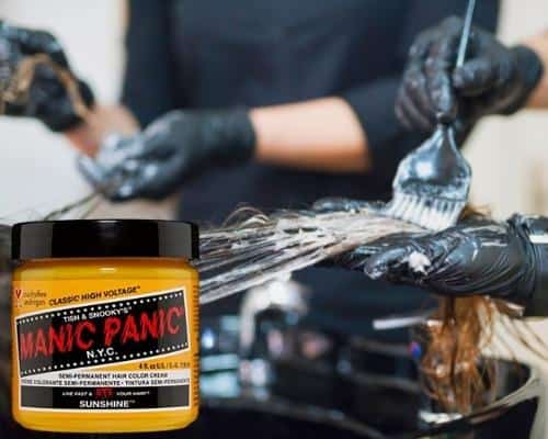 Does Manic Panic wash out completely