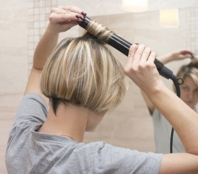 How to curl short hair with a flat iron